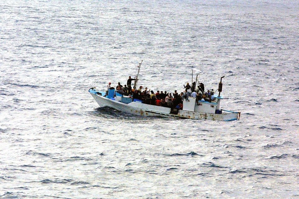 Grèce naufrage au moins 27 morts migrants