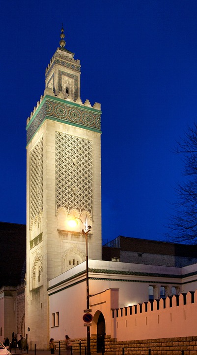 Face aux fermetures des comptes bancaires des mosquées, les recommandations du CFCM